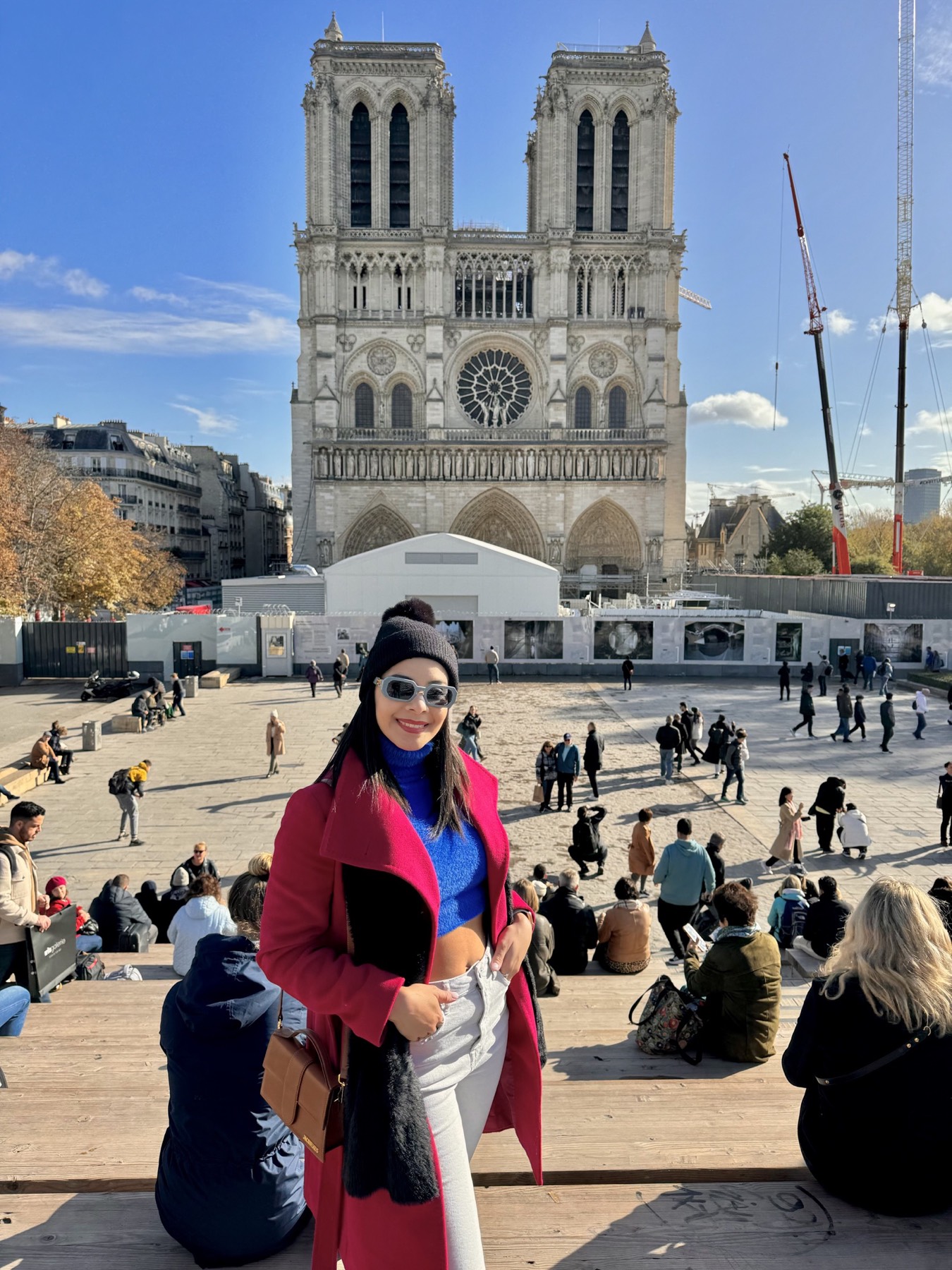 Eliza in front of Notre-Dame Cathedral
